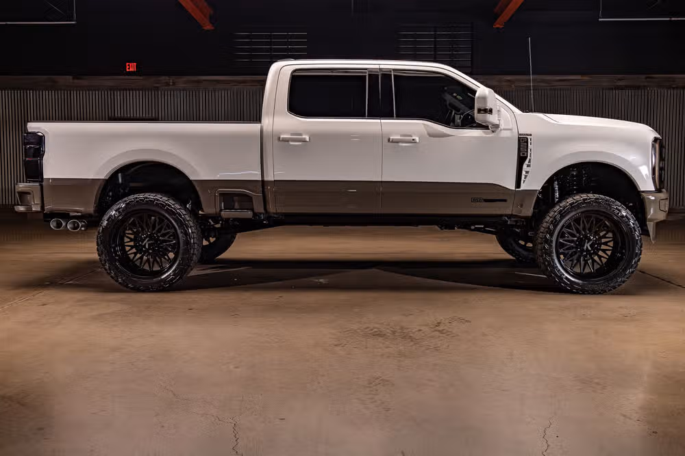 2026 Ford F-250 Super Duty King Ranch Crew Cab Image 11