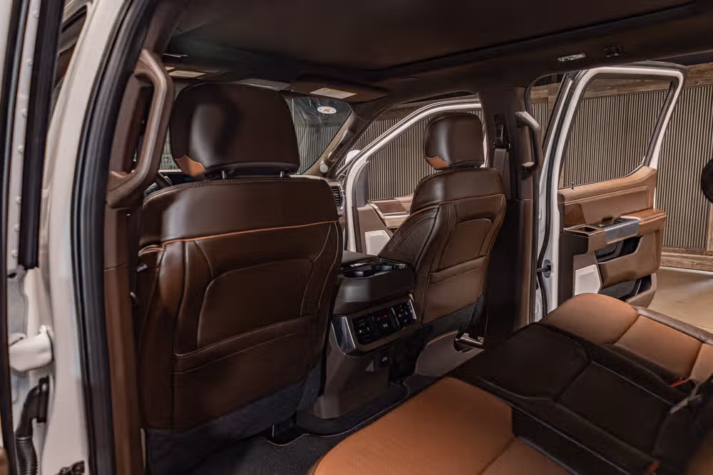 2026 Ford F-250 Super Duty King Ranch Crew Cab Image 25