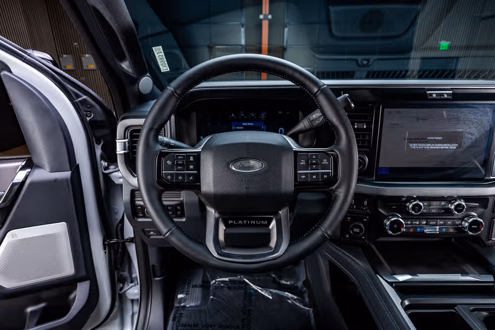 2026 Ford F-250 Super Duty Platinum Crew Cab Image 19