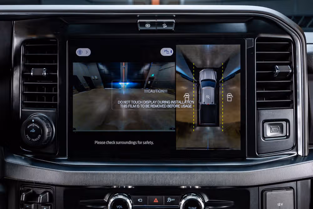 2026 Ford F-250 Super Duty Platinum Crew Cab Image 27