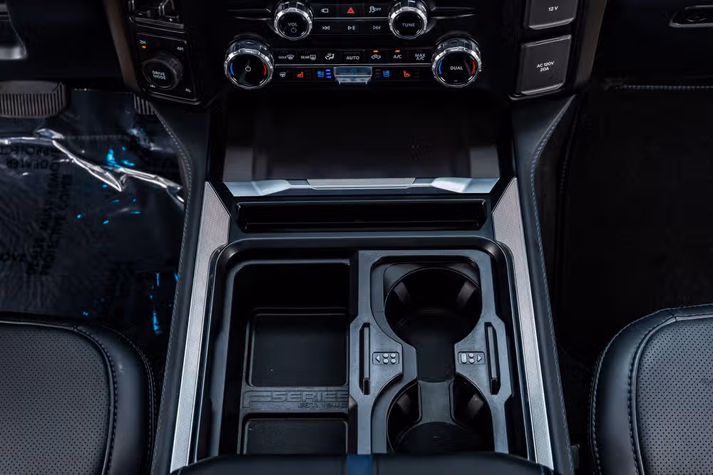2026 Ford F-250 Super Duty Platinum Crew Cab Image 29