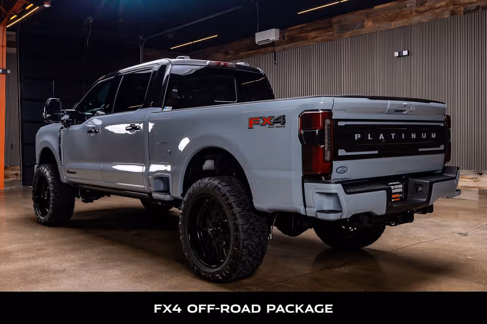 2026 Ford F-250 Super Duty Platinum Plus Crew Cab Image 7