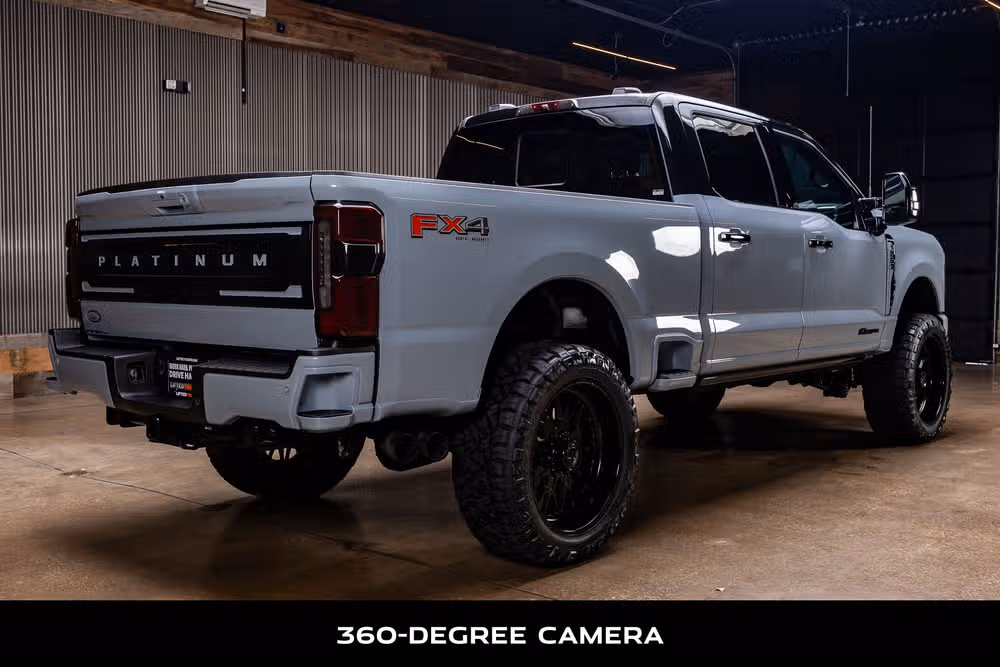 2026 Ford F-250 Super Duty Platinum Plus Crew Cab Image 10