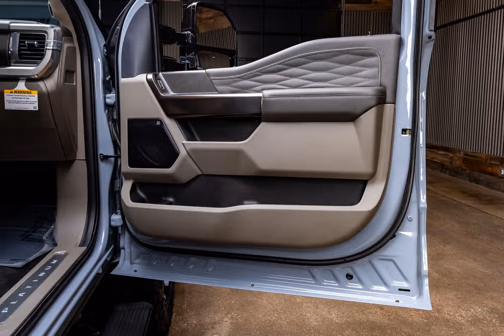 2026 Ford F-250 Super Duty Platinum Plus Crew Cab Image 39