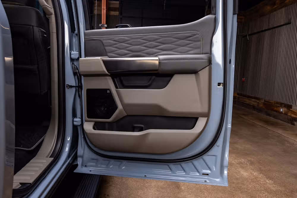 2026 Ford F-250 Super Duty Platinum Plus Crew Cab Image 41