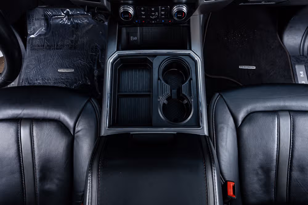 2020 Ford F-250 Super Duty Platinum Crew Cab Image 24