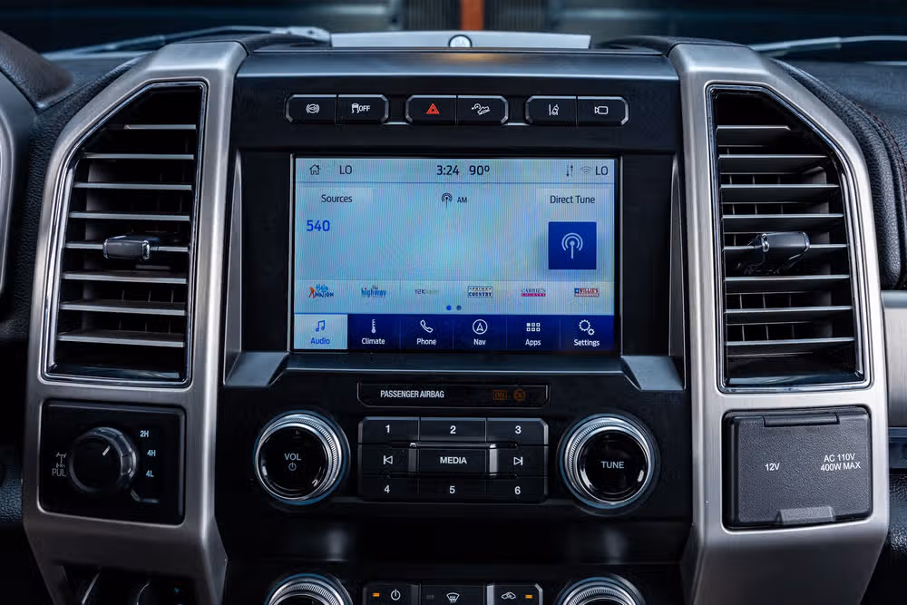 2020 Ford F-250 Super Duty Platinum Crew Cab Image 21