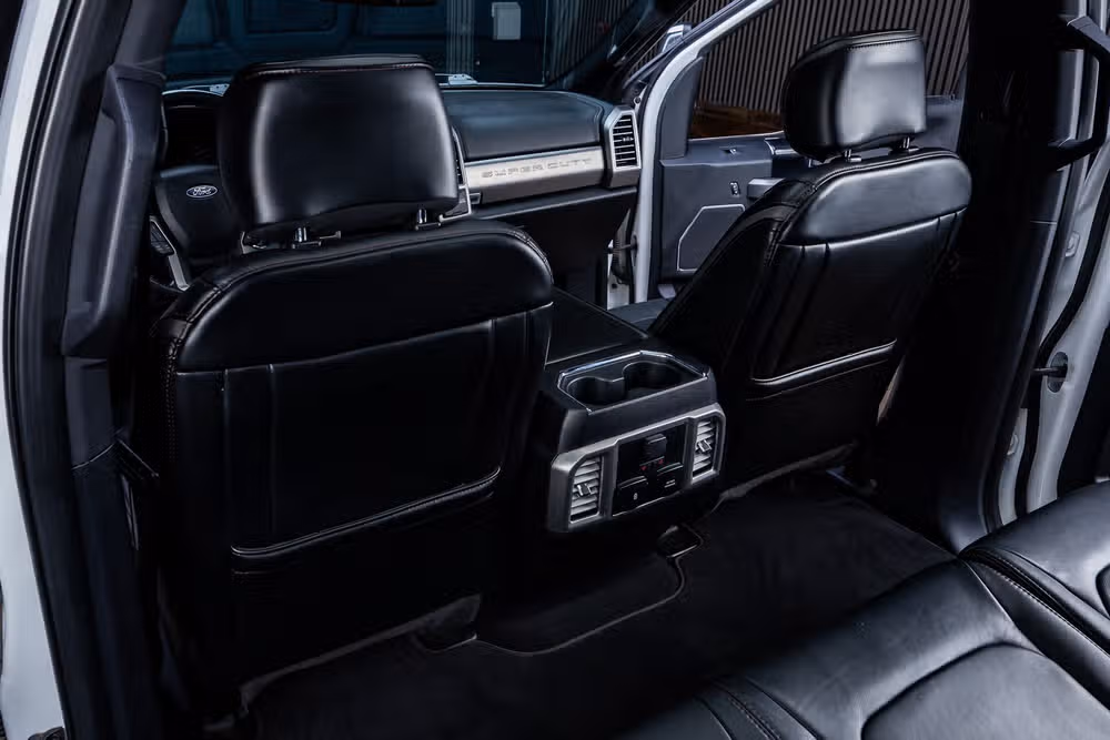 2020 Ford F-250 Super Duty Platinum Crew Cab Image 31
