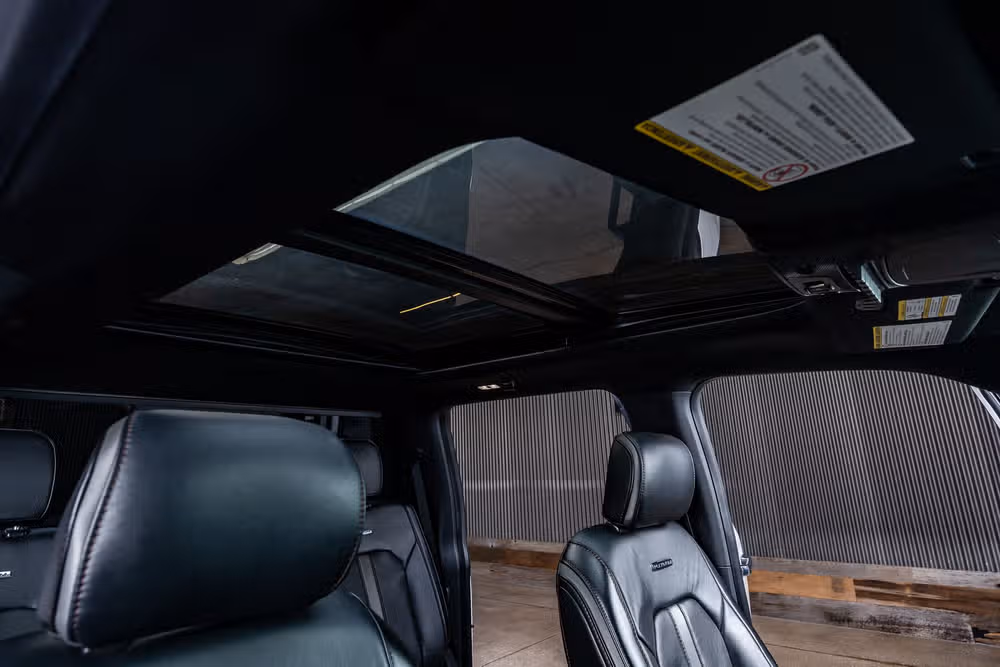 2020 Ford F-250 Super Duty Platinum Crew Cab Image 28