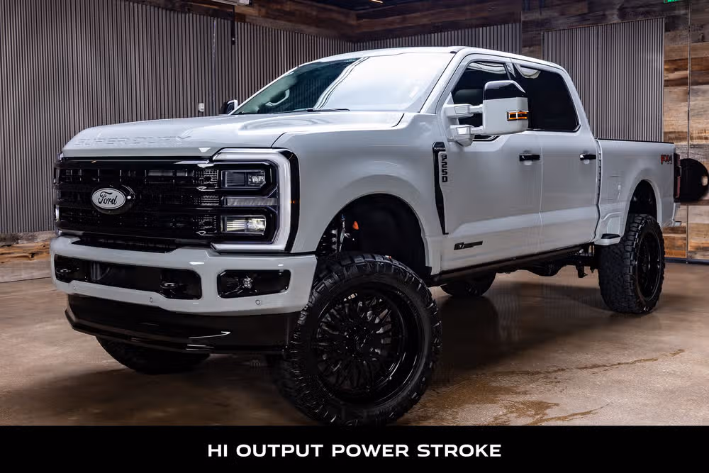 2026 Ford F-250 Super Duty Platinum Plus Crew Cab Image 5