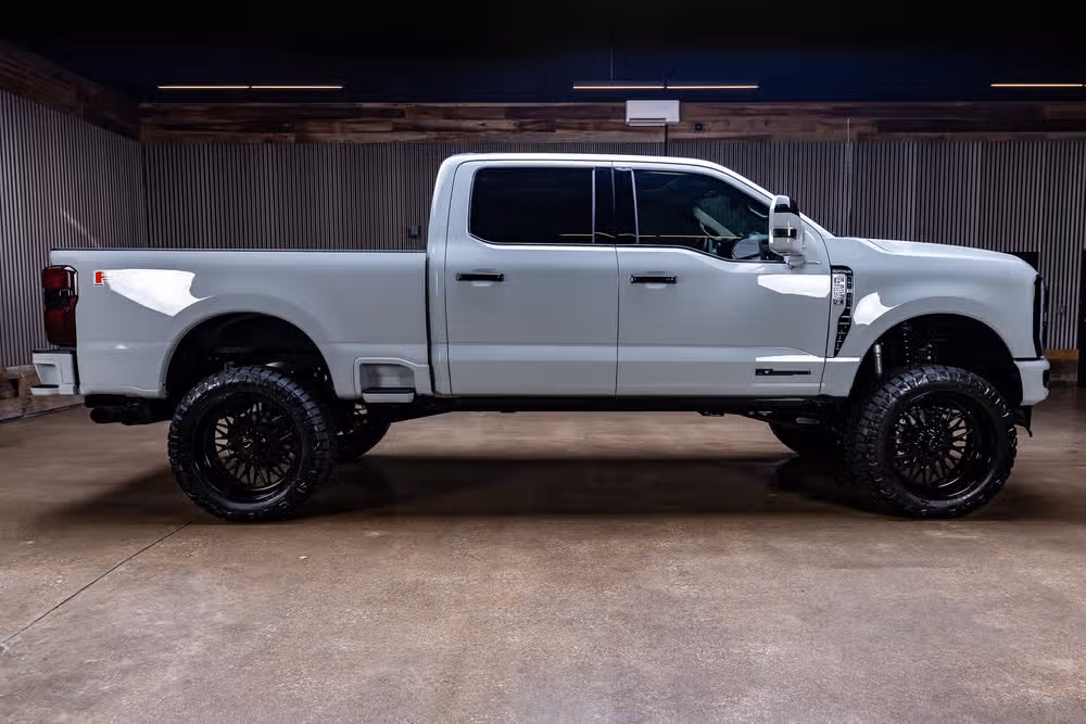 2026 Ford F-250 Super Duty Platinum Plus Crew Cab Image 11