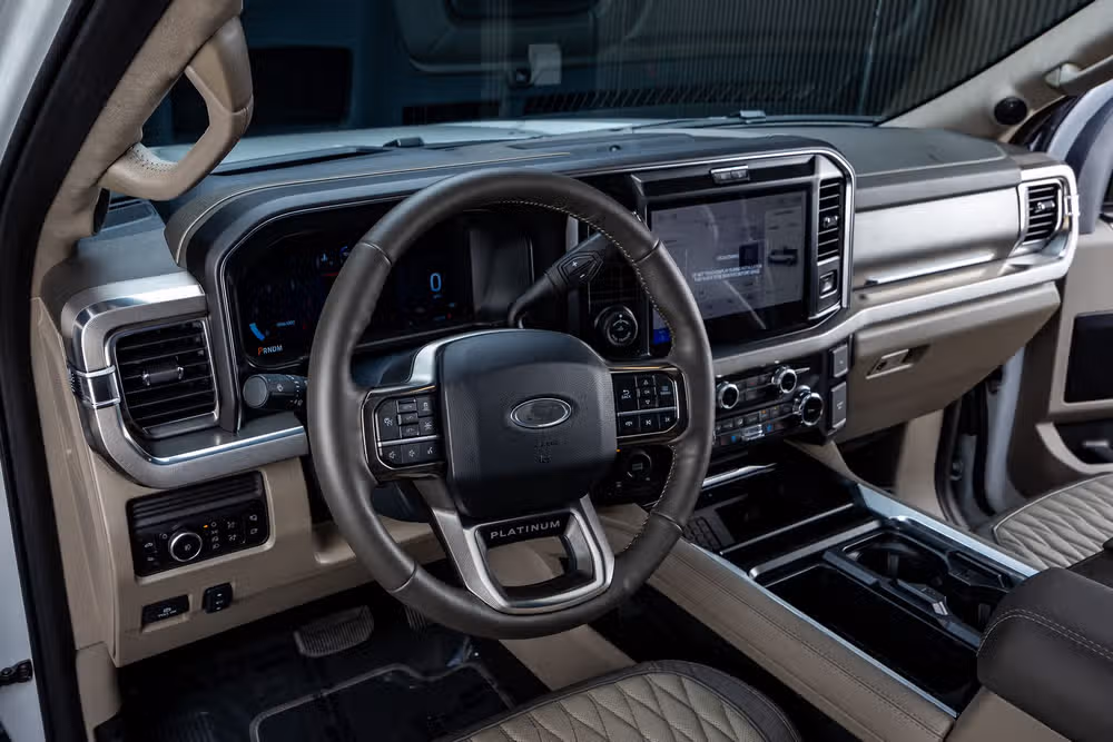 2026 Ford F-250 Super Duty Platinum Plus Crew Cab Image 17