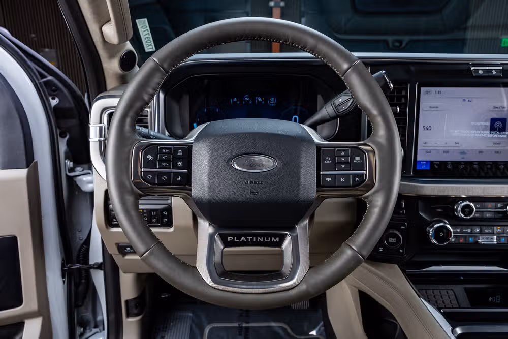 2026 Ford F-250 Super Duty Platinum Plus Crew Cab Image 19