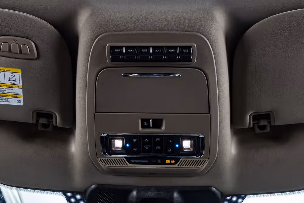 2026 Ford F-250 Super Duty Platinum Plus Crew Cab Image 29