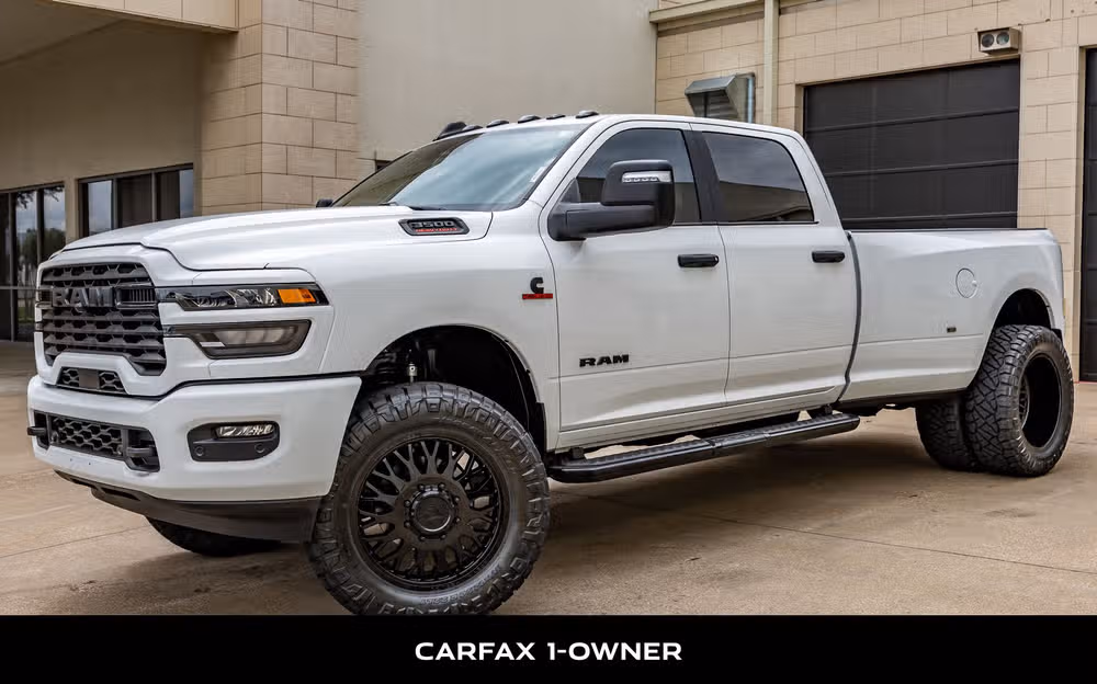 2026 Ram 3500 Lone Star Crew Cab Image 5