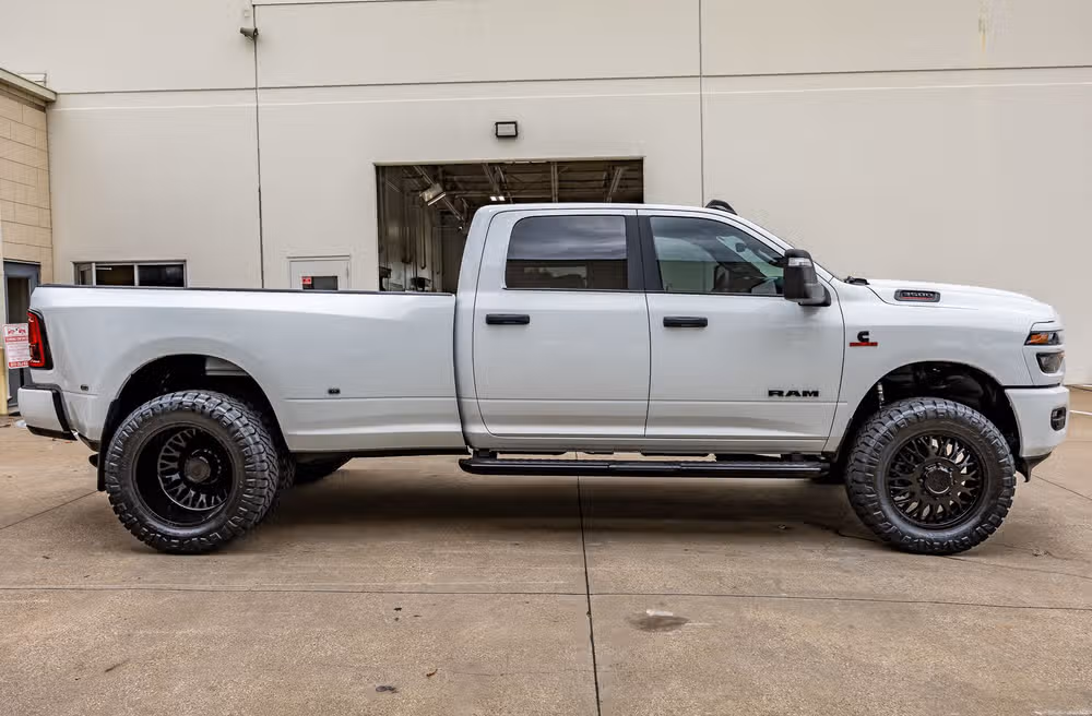 2026 Ram 3500 Lone Star Crew Cab Image 11