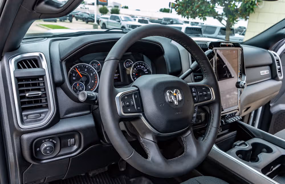 2026 Ram 3500 Lone Star Crew Cab Image 17