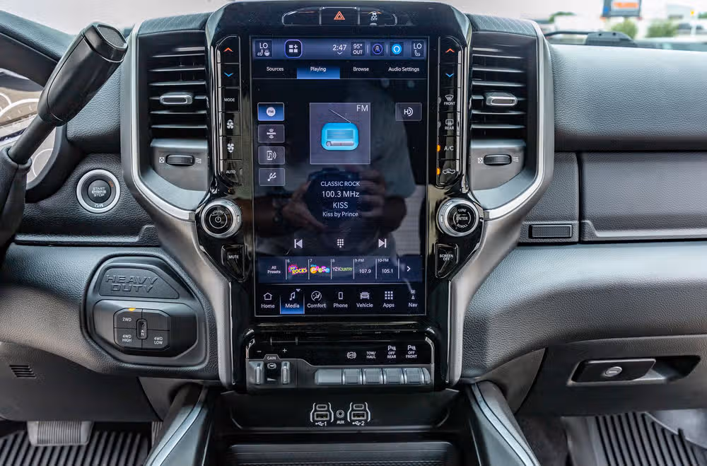 2026 Ram 3500 Lone Star Crew Cab Image 25