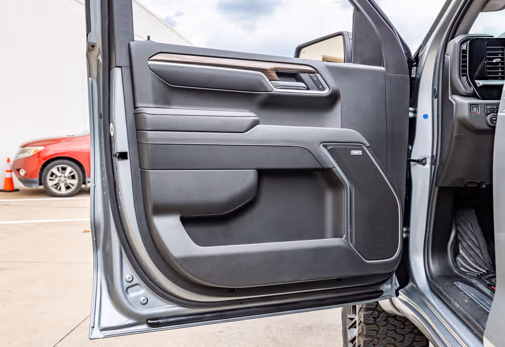 2026 Chevrolet Silverado 1500 RST Crew Cab Image 35