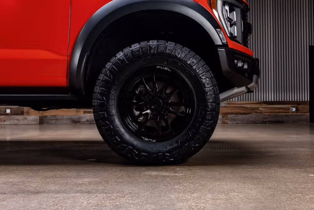 2022 Ford F-150 Raptor SuperCrew Image 12