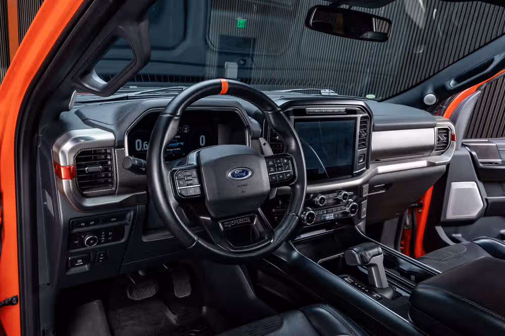 2022 Ford F-150 Raptor SuperCrew Image 17