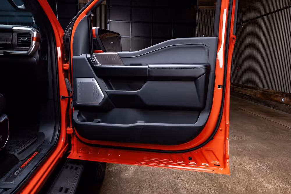 2022 Ford F-150 Raptor SuperCrew Image 39