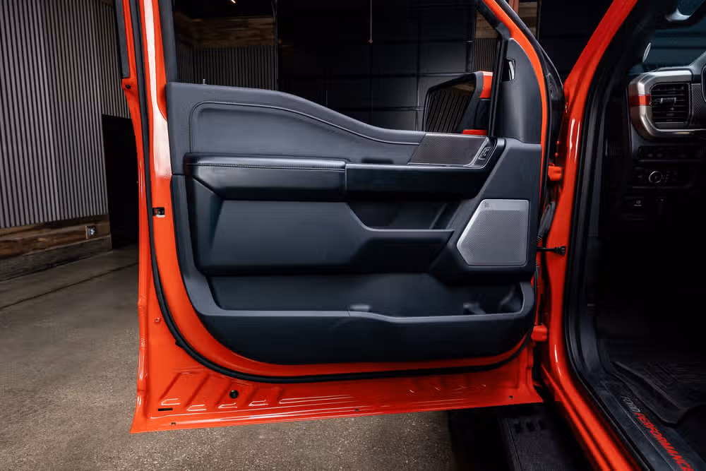 2022 Ford F-150 Raptor SuperCrew Image 38
