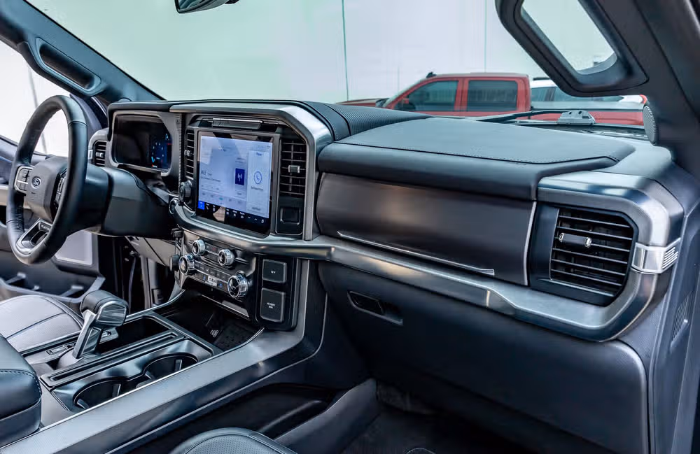 2025 Ford F-150 Platinum SuperCrew Image 18
