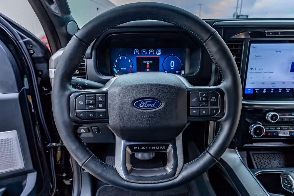 2025 Ford F-150 Platinum SuperCrew Image 19