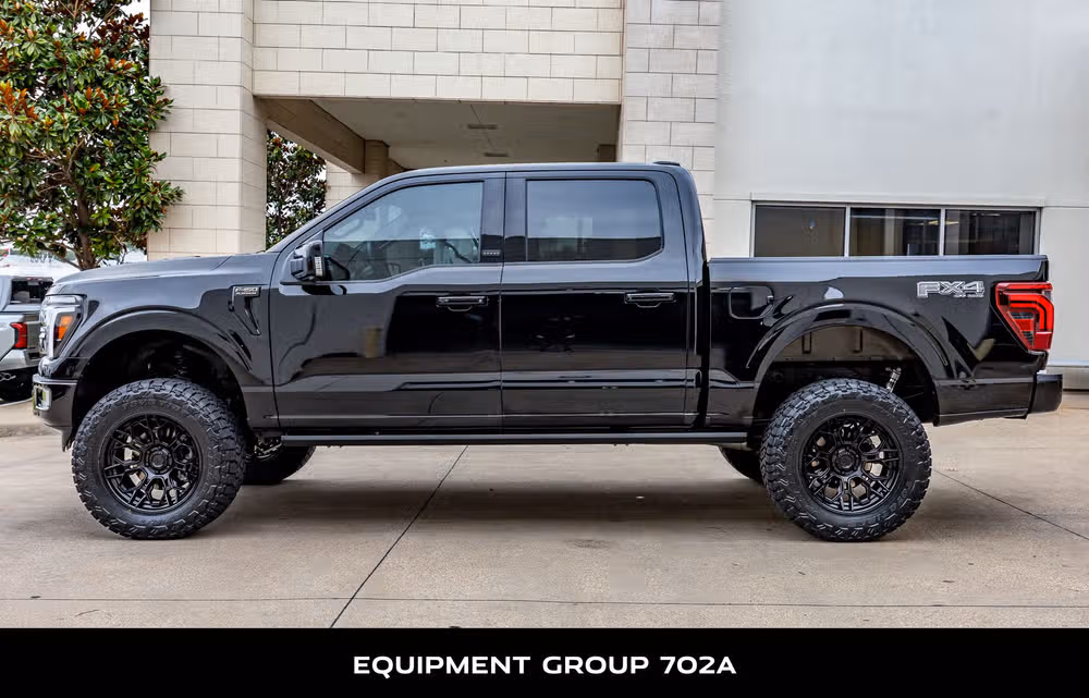 2025 Ford F-150 Platinum SuperCrew Image 6
