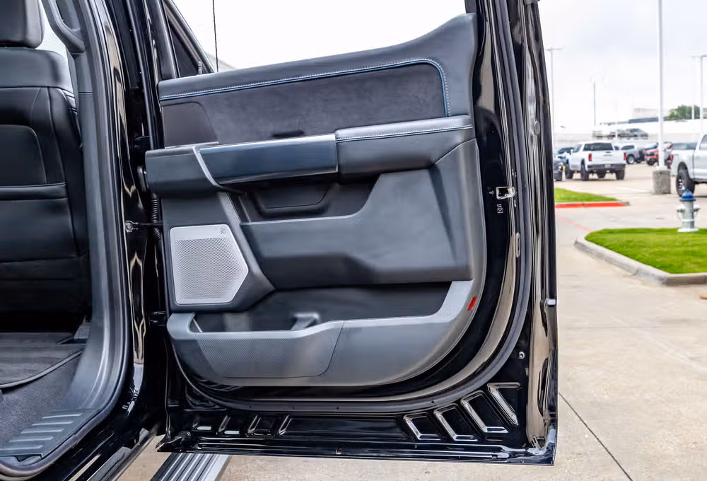 2025 Ford F-150 Platinum SuperCrew Image 41