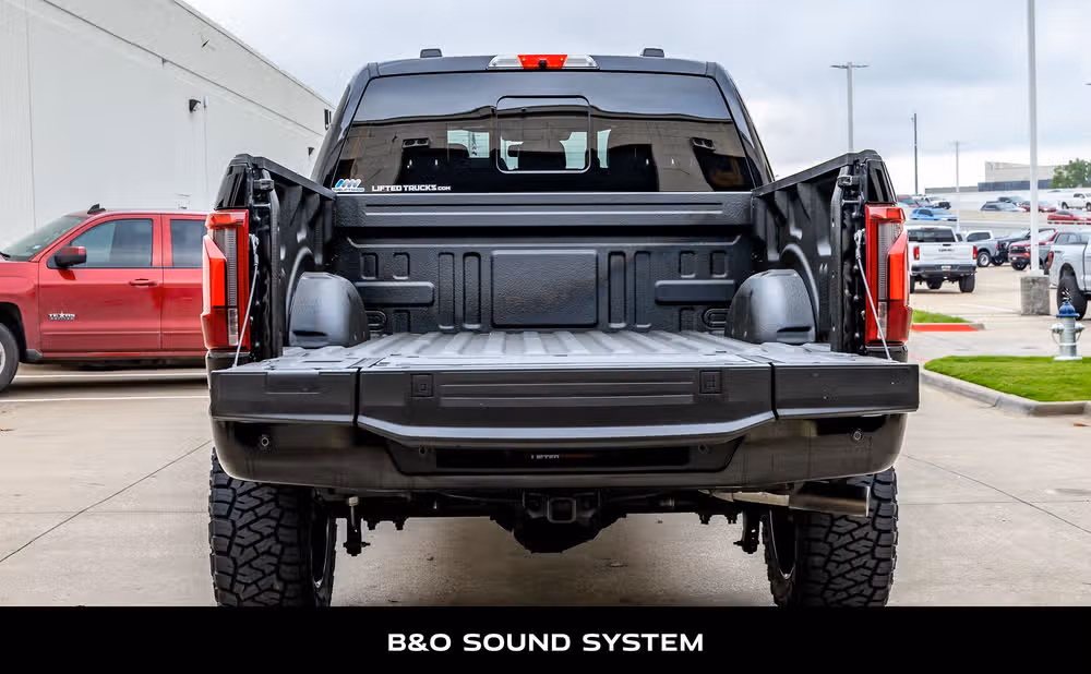 2025 Ford F-150 Platinum SuperCrew Image 9
