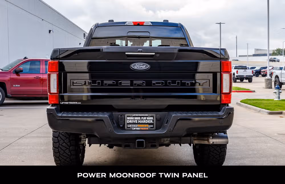 2022 Ford F-250 Super Duty Lariat Crew Cab Image 7