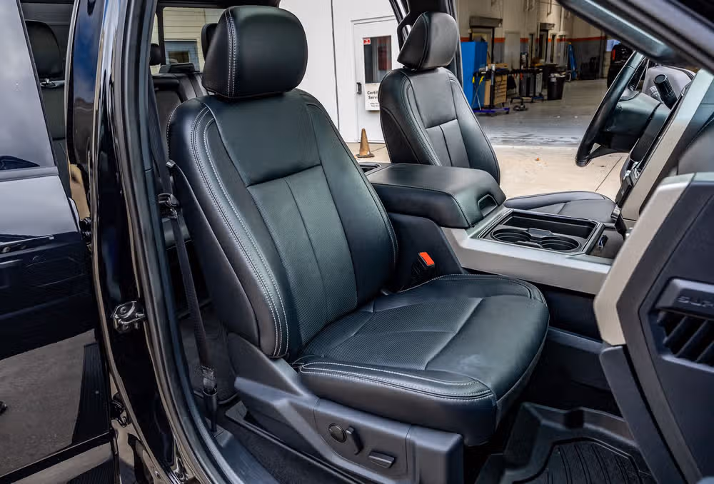 2022 Ford F-250 Super Duty Lariat Crew Cab Image 32