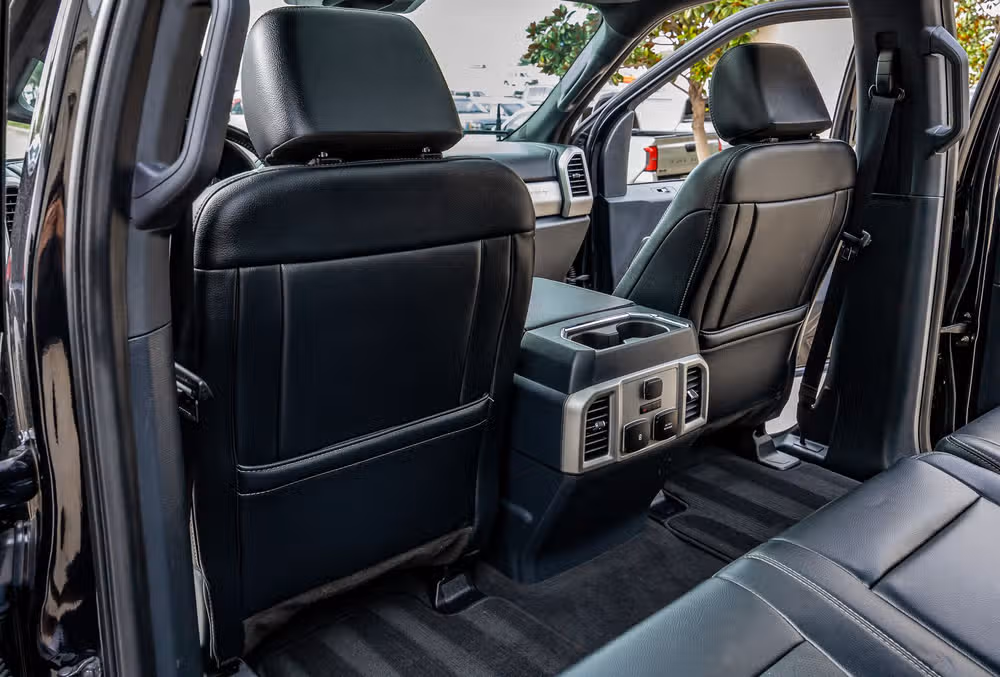 2022 Ford F-250 Super Duty Lariat Crew Cab Image 35