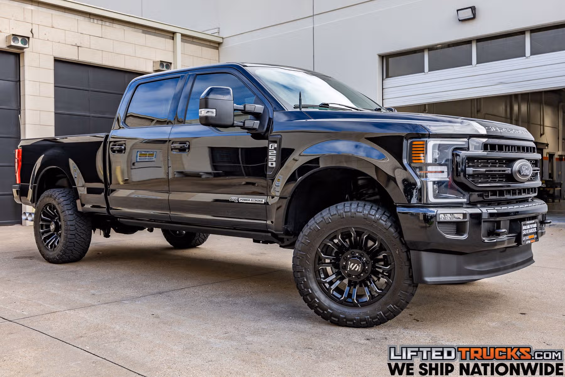 2022 Ford F-250 Super Duty Lariat Crew Cab Image 1