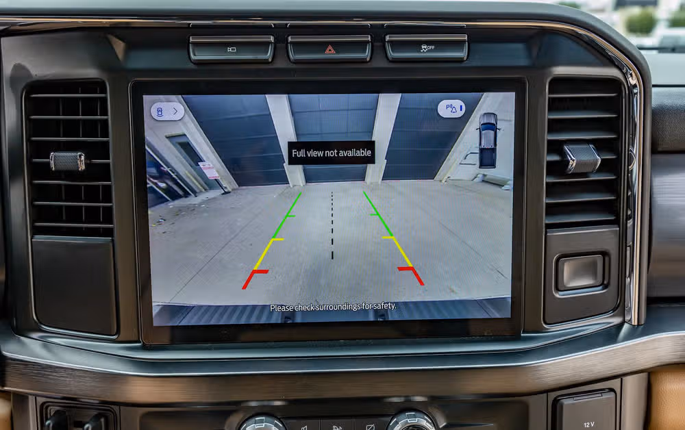 2023 Ford F-250 Super Duty Lariat Crew Cab Image 26