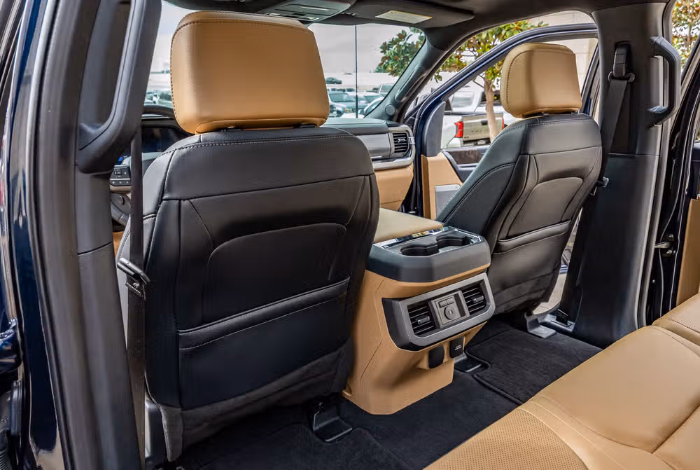 2023 Ford F-250 Super Duty Lariat Crew Cab Image 35