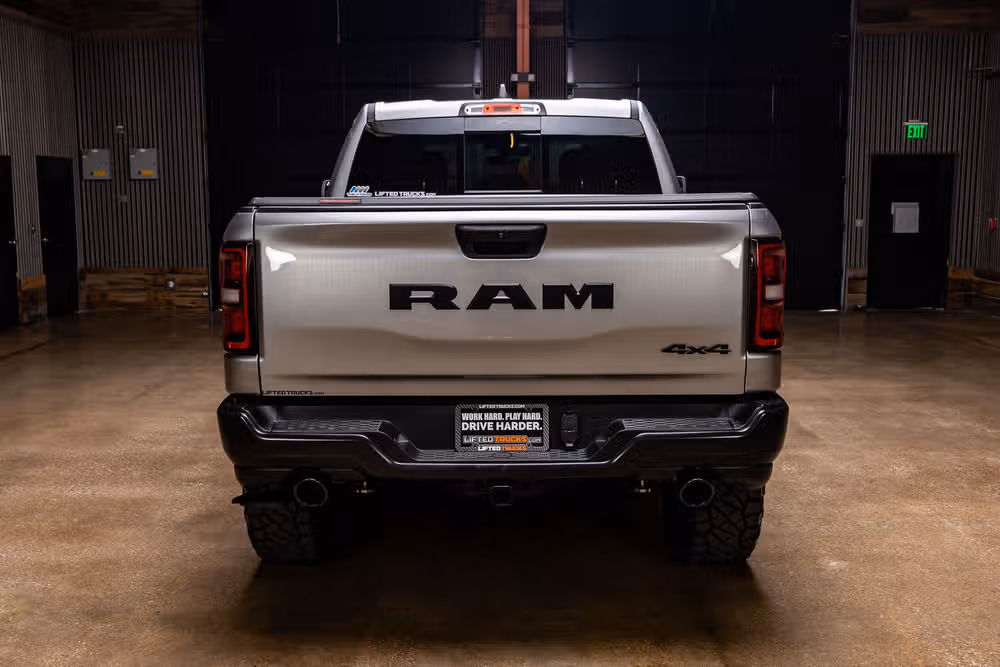 2025 Ram 1500 Warlock Crew Cab Image 8