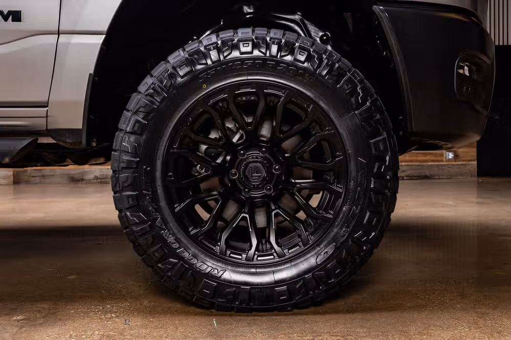 2025 Ram 1500 Warlock Crew Cab Image 12
