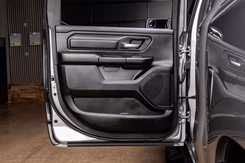 2025 Ram 1500 Warlock Crew Cab Image 39