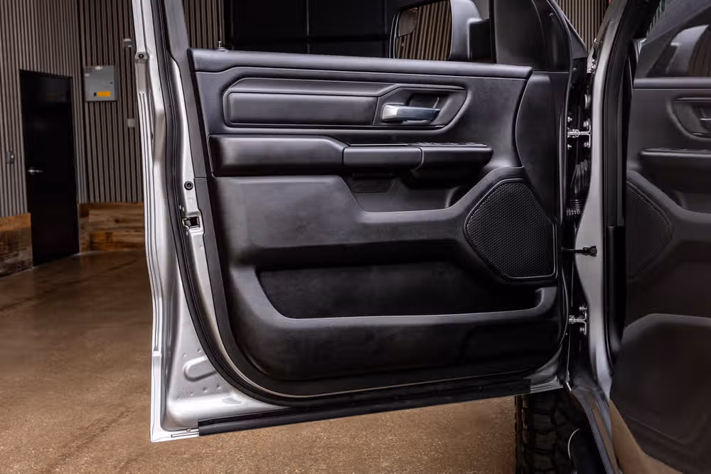 2025 Ram 1500 Warlock Crew Cab Image 37