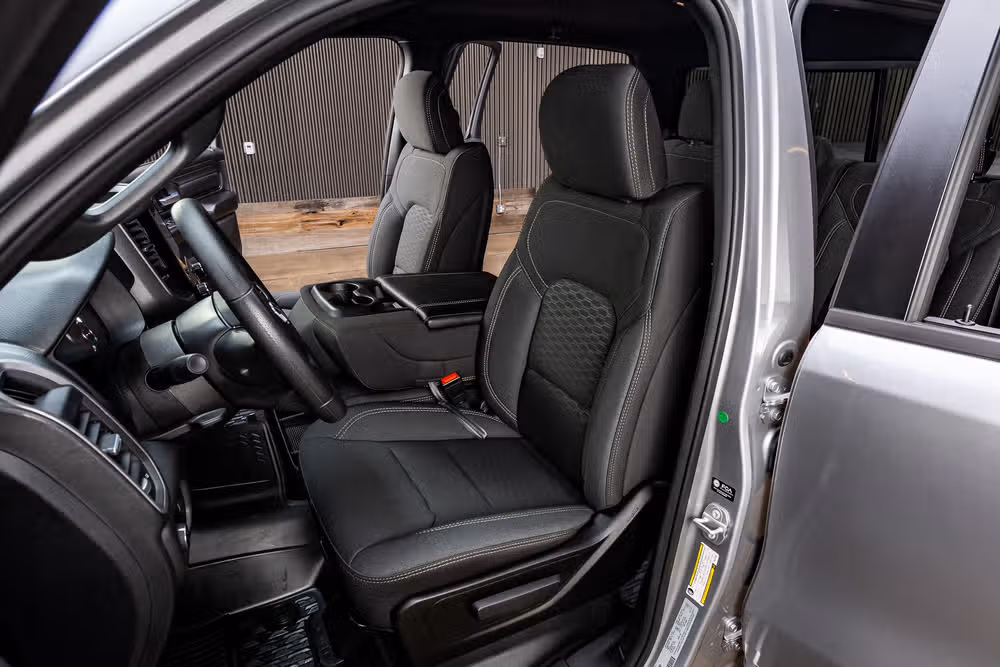 2025 Ram 1500 Warlock Crew Cab Image 31