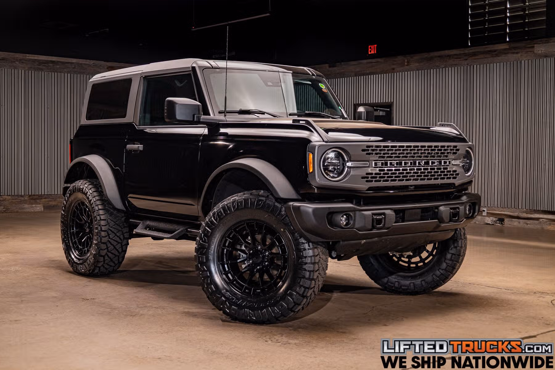 2023 Ford Bronco Badlands Advanced Image 1