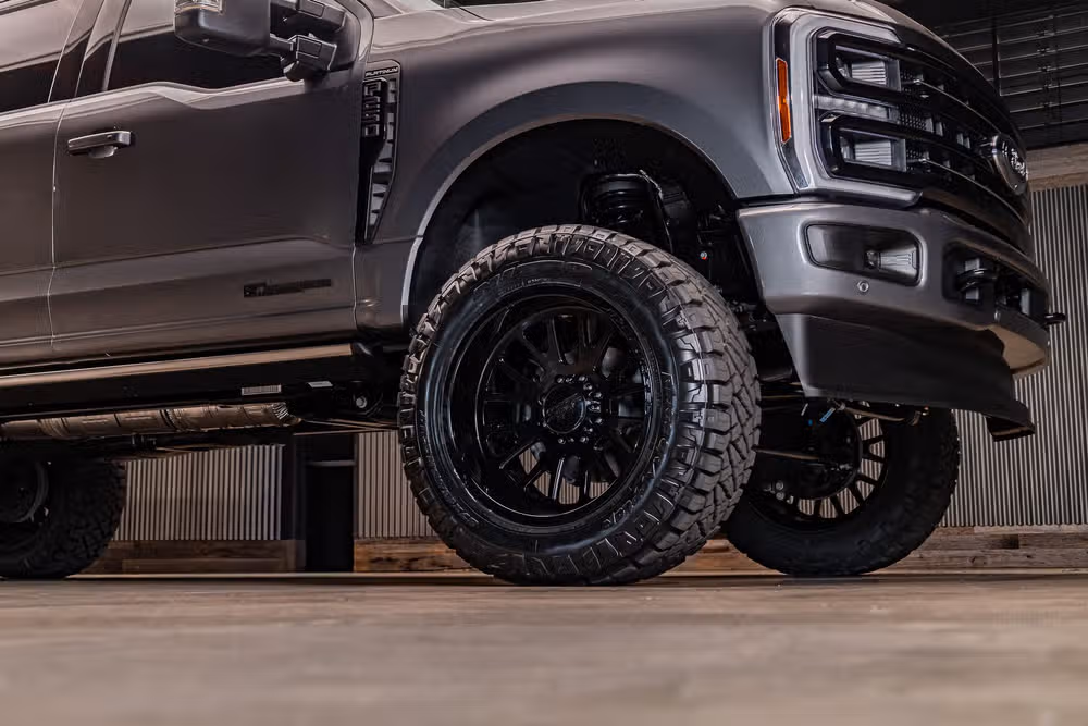 2026 Ford F-250 Super Duty Platinum Crew Cab Image 11