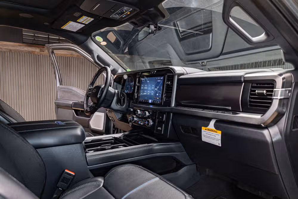 2026 Ford F-250 Super Duty Platinum Crew Cab Image 15
