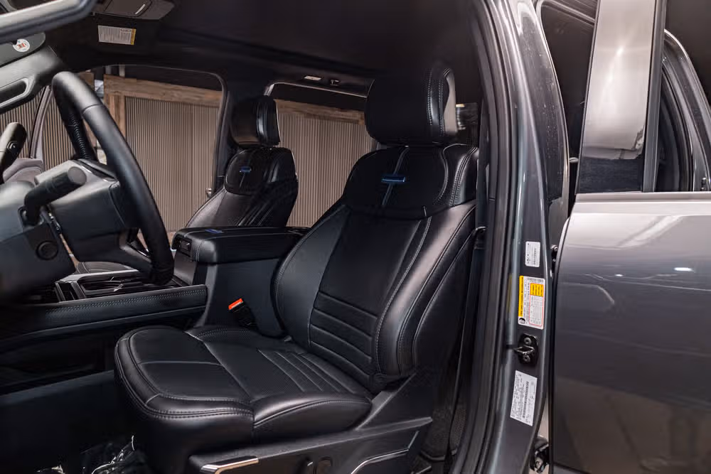 2026 Ford F-250 Super Duty Platinum Crew Cab Image 19