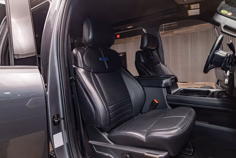 2026 Ford F-250 Super Duty Platinum Crew Cab Image 25