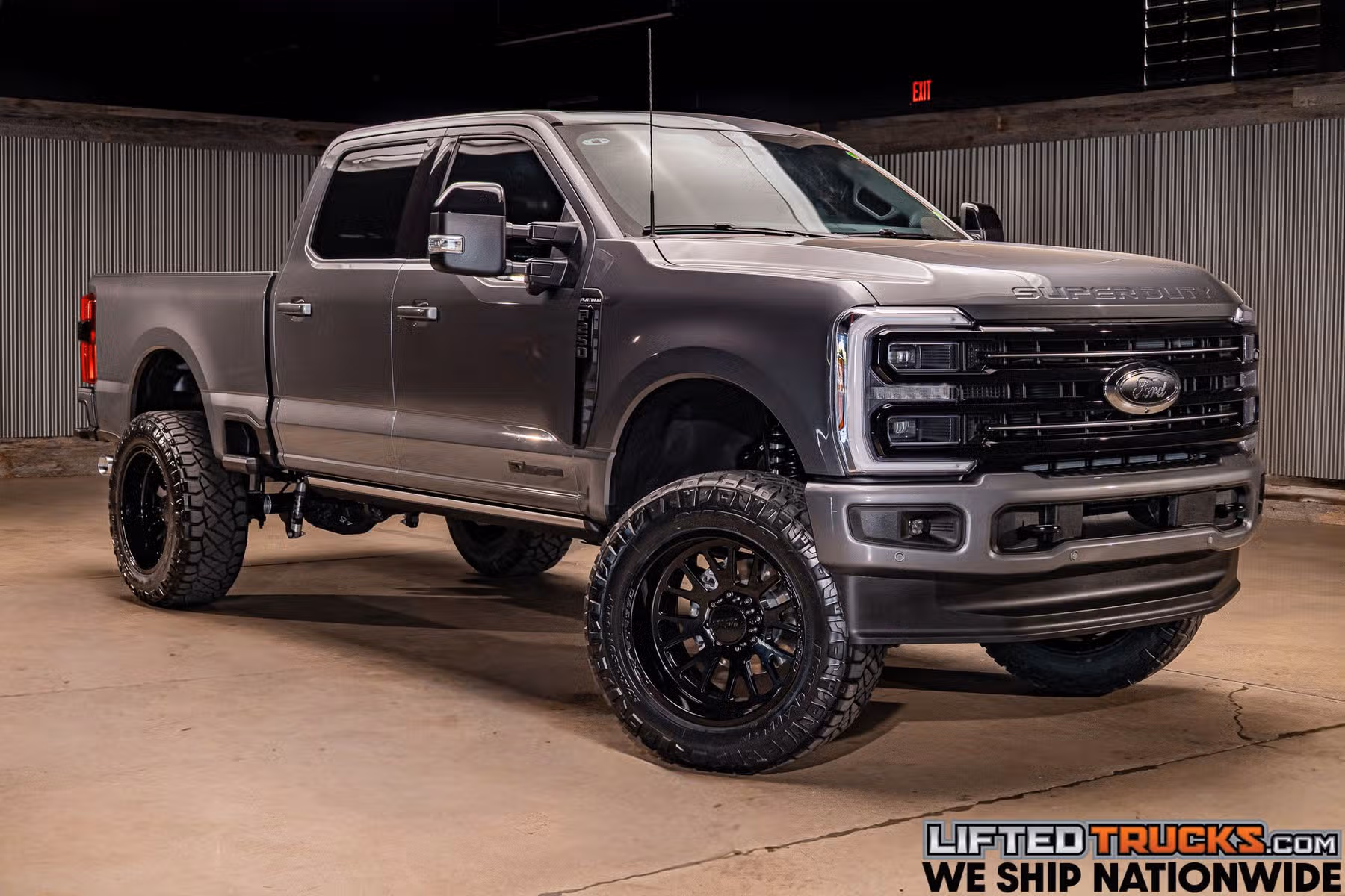 2026 Ford F-250 Super Duty Platinum Crew Cab Image 1