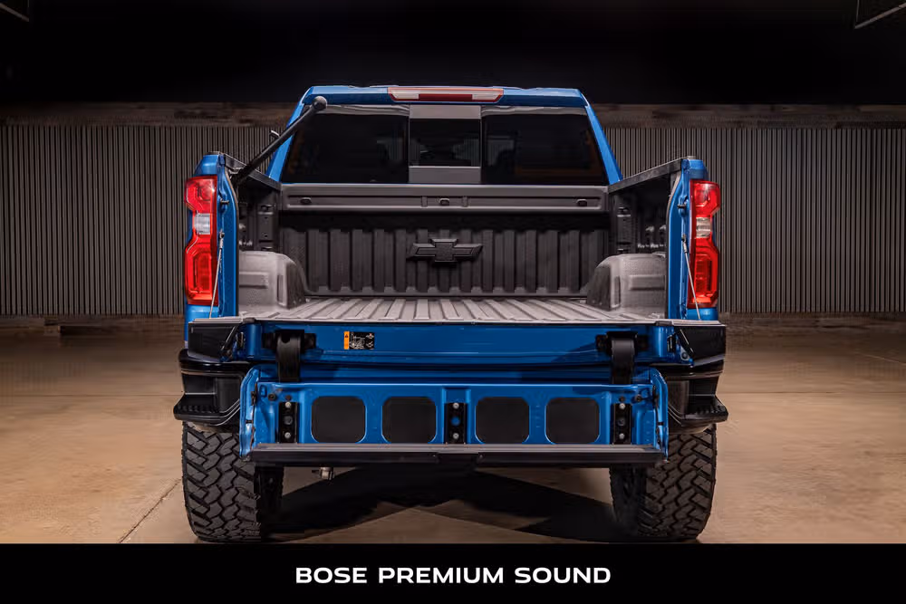 2023 Chevrolet Silverado 1500 LT Trail Boss Crew Cab Image 8